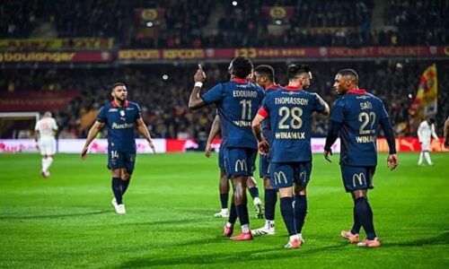متابعة حصرية للدوري الفرنسي: انطلاقة قوية لفريق بيي، ومعركة مشوقة بين لنس وباريس على القمة.