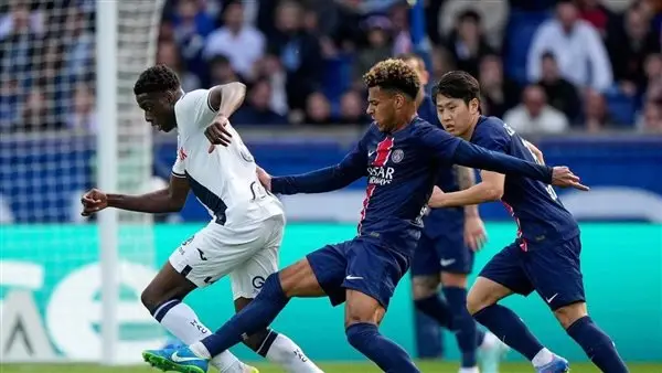 باريس سان جيرمان يعزز موقعه في صدارة الدوري من خلال أداء قوي وانتصارات متتالية، مما يعزز فرصه في الفوز بالبطولة هذا الموسم.