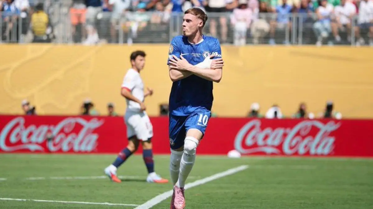 سان جيرمان يصدم تشيلسي في مباراة مثيرة تجعل الجماهير على أطراف مقاعدهم.